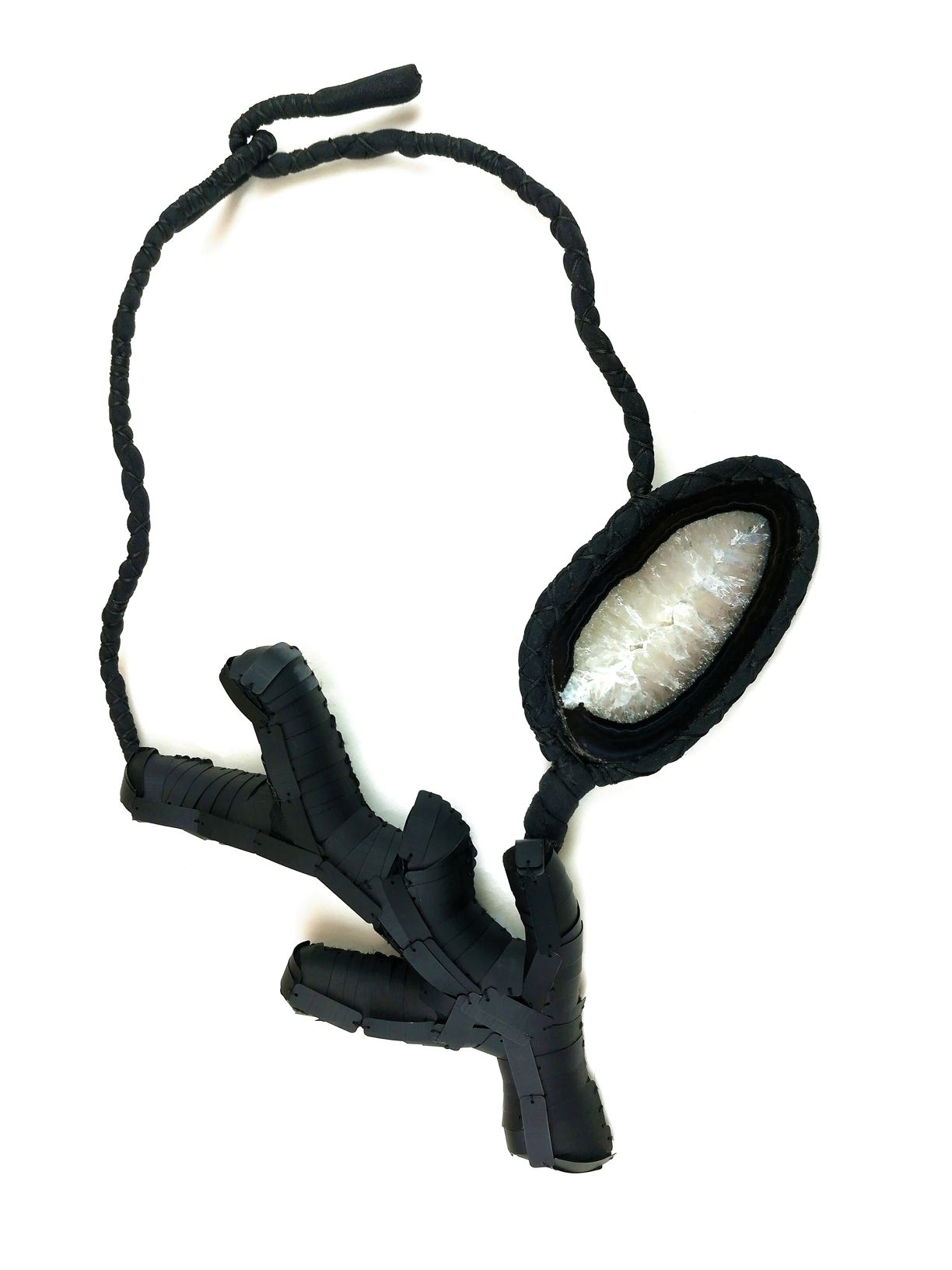 Necklace: Fossile in fiore (Fossil in bloom)